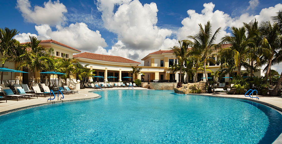 Luxury home swimming pool
